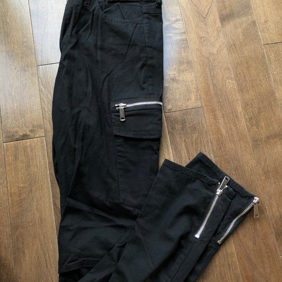 Stylish BkackDiesel Jeans - Picture 2 of 8